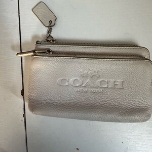 Coach Off-White Leather Wristlet